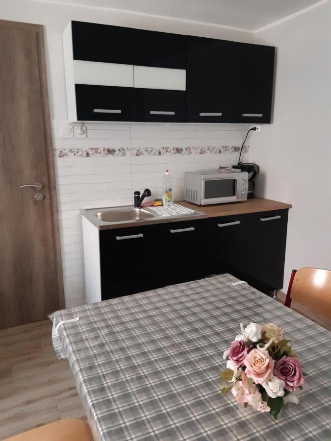 Helga Apartman Makó Εξωτερικό φωτογραφία