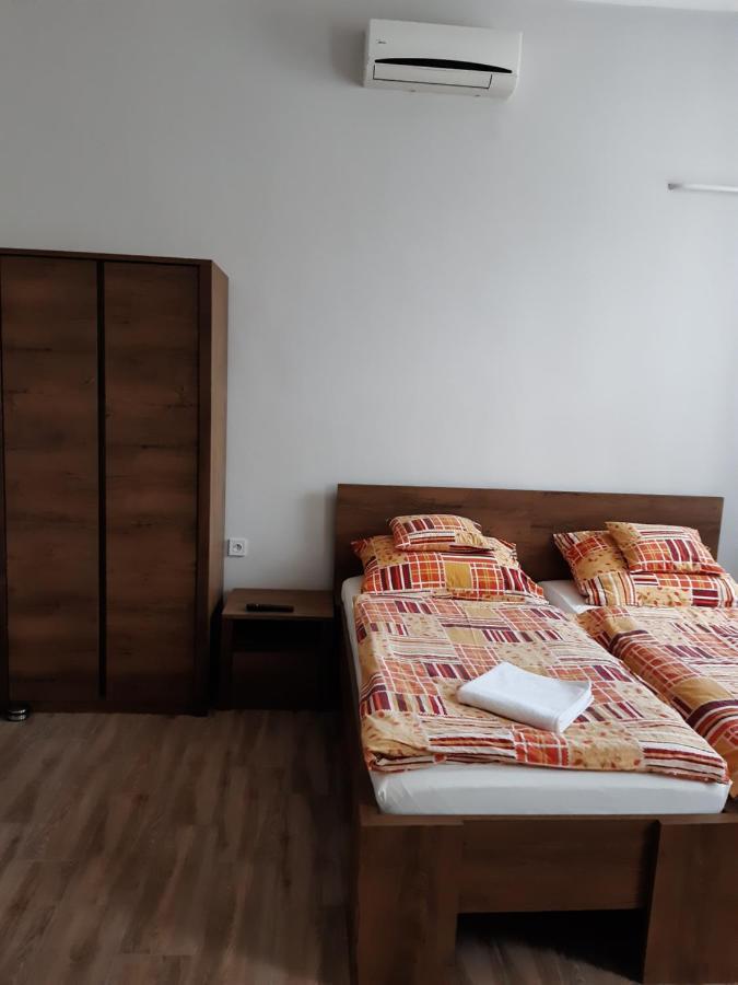 Helga Apartman Makó Εξωτερικό φωτογραφία