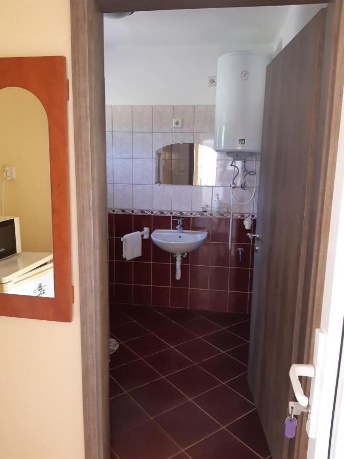 Helga Apartman Makó Εξωτερικό φωτογραφία