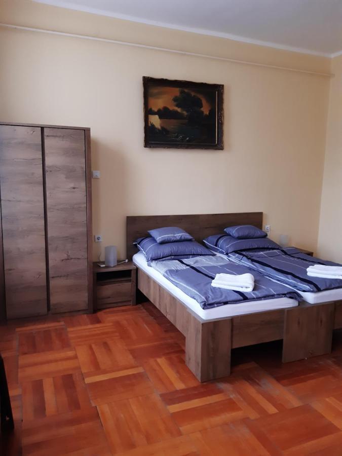Helga Apartman Makó Εξωτερικό φωτογραφία