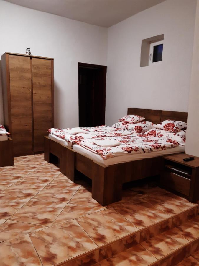 Helga Apartman Makó Εξωτερικό φωτογραφία