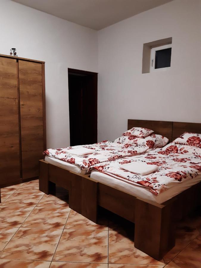 Helga Apartman Makó Εξωτερικό φωτογραφία